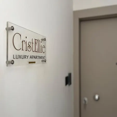 Christellie Luxury Apartment Kiáton Extérieur photo