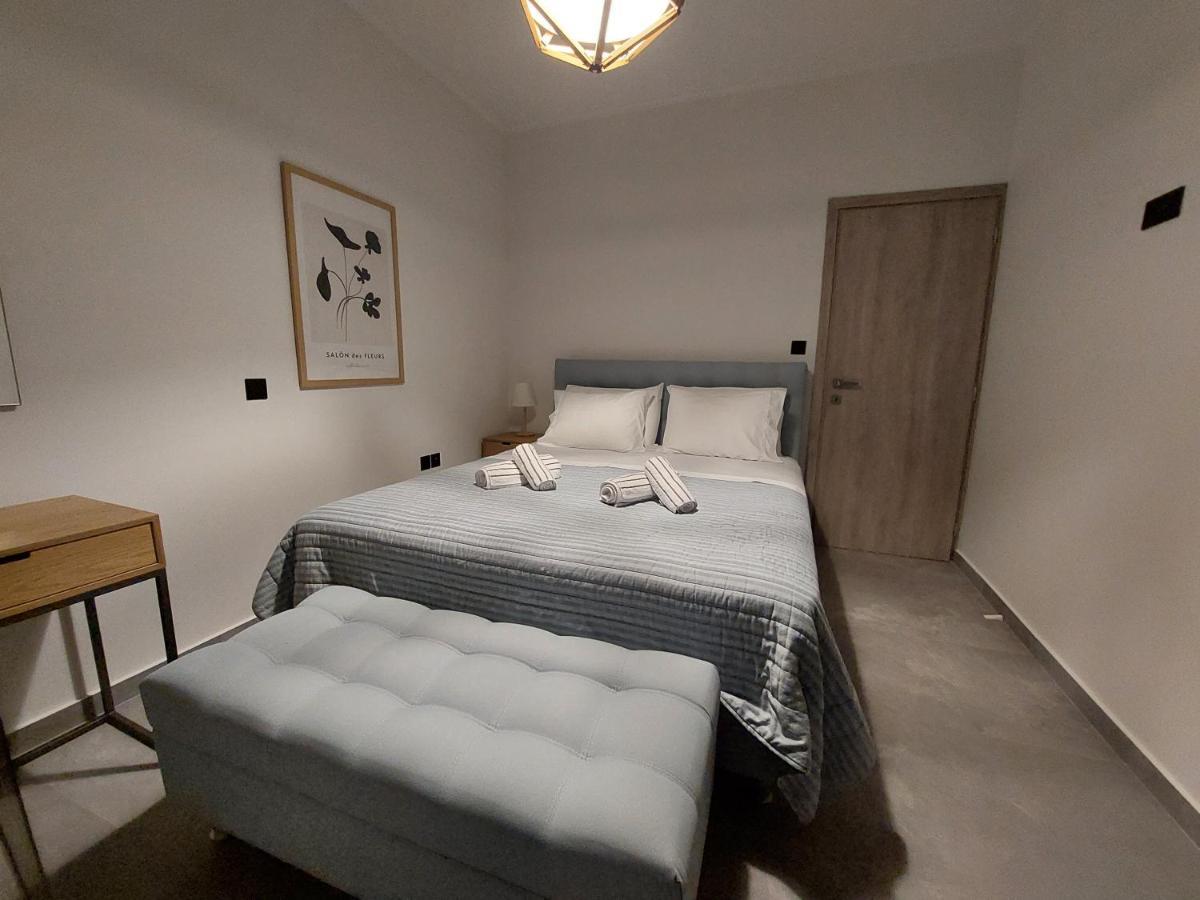 Christellie Luxury Apartment Kiáton